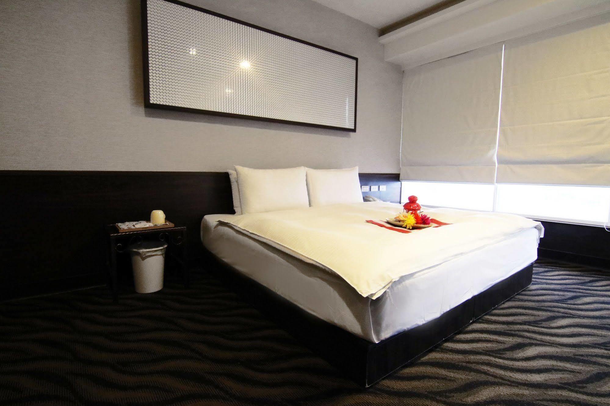 Hotel 6 - Ximen Tajpej Zewnętrze zdjęcie